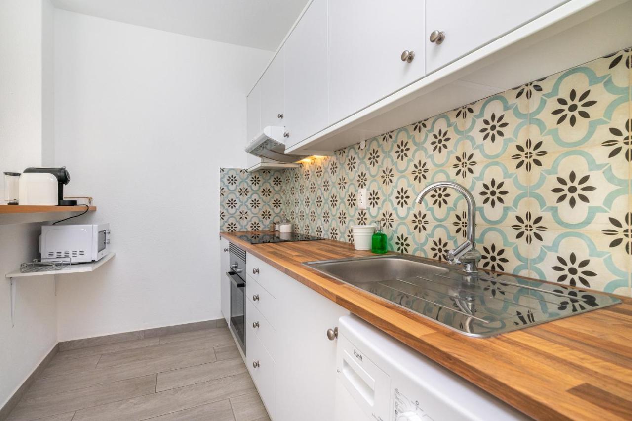 Apartamento Cor Do Mar - Sunny, Clean And Spacious Apartment With Sea View, In Alvor - Very Close Walking Distance To The Beach And Alvor Village エクステリア 写真
