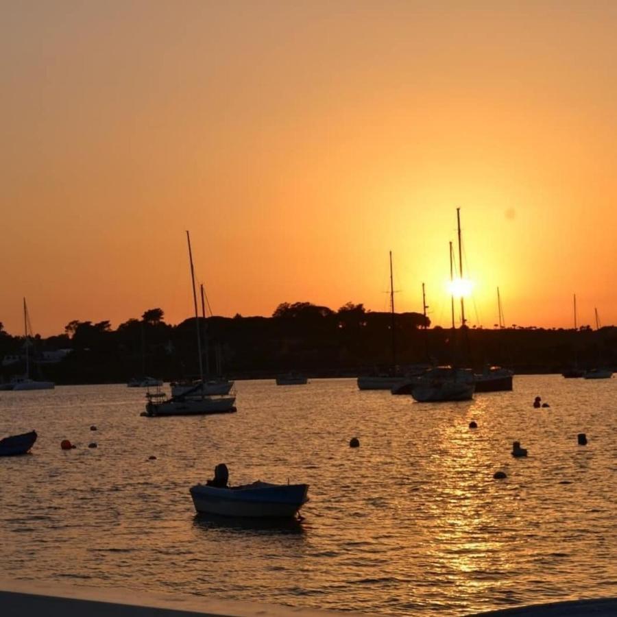Apartamento Cor Do Mar - Sunny, Clean And Spacious Apartment With Sea View, In Alvor - Very Close Walking Distance To The Beach And Alvor Village エクステリア 写真