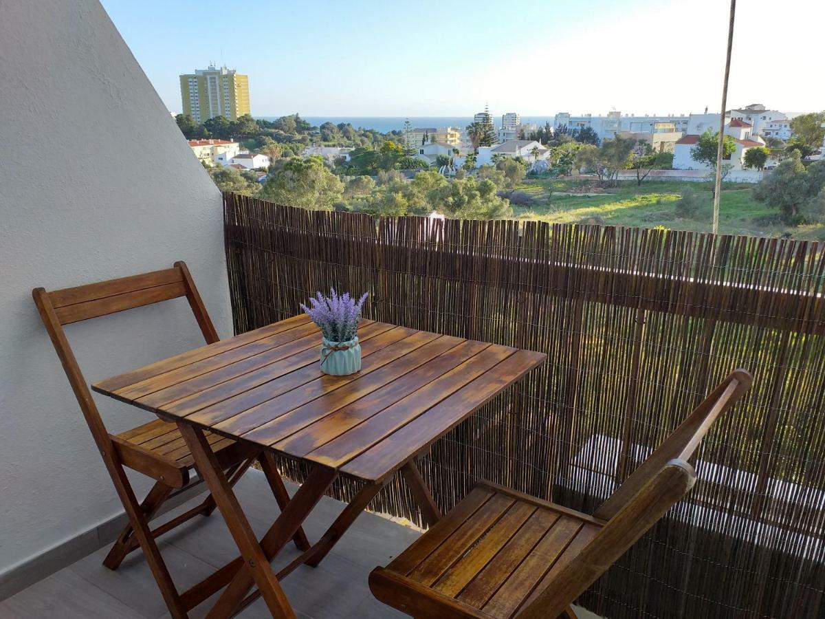 Apartamento Cor Do Mar - Sunny, Clean And Spacious Apartment With Sea View, In Alvor - Very Close Walking Distance To The Beach And Alvor Village エクステリア 写真